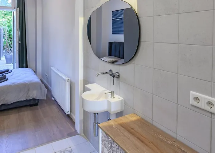 Cozy Lofts Next To Berliner Apartment