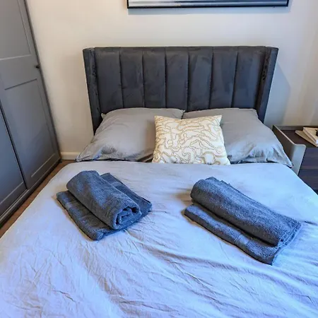 Cozy Lofts Next To Berliner شقة برلين