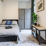 Cozy Lofts Next To Berliner Apartmán